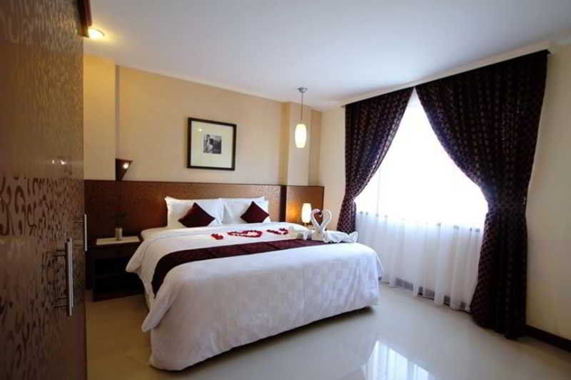 Ohana Hotel Kuta Kuta Lombok Buitenkant foto